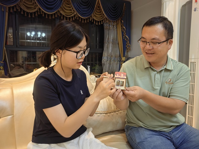 創(chuàng)新組+李金宇+李文燦+13歲 (2).jpg